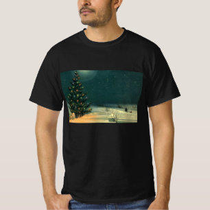 Vintage-Weihnachtsbaum bei Nacht mit Lichtern und T-Shirt
