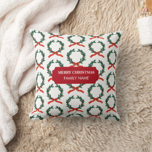 Vintage-Weihnachtsbeerenkranz mit individuellem Na Kissen