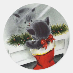 Vintage-Weihnachtsstrumpf Katze beim Blick in den  Runder Aufkleber