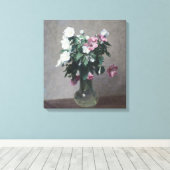 Vintage Weiß- und Rosatalge in einer Vase Leinwanddruck (Insitu (Holzboden))