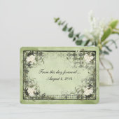 Vintage Weißrosen auf schwarzem Rahmen Einladung (Stehend Vorderseite)