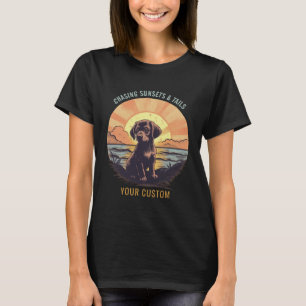 Vintage-Welpen bei Sonnenuntergang T-Shirt
