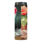 Vintage White Kitten Illustration mit roten Blume Thermosbecher (Rückseite)