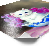 Vintage White Kitten mit rosa Blume Fotodruck (Ecke)