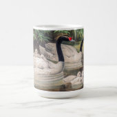 Vintage Wild Black-Necked Swan  Verwandlungstasse (Zentrum)