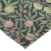 Vintage-William-Morris-Granatäpfel-Fruchtmuster Tischdecke (Schrägansicht)