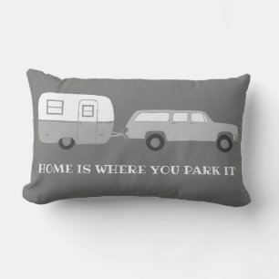 Vintage-Wohnwagen RV Motorhome Vanlife grau Lendenkissen