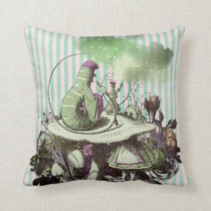 Vintage Wonderland Raupe und Alice Kissen