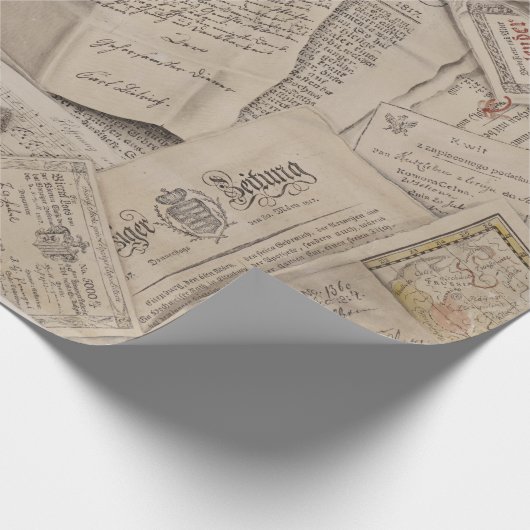 Vintage Zeitungsbriefe Geschenkpapier (Ecke)