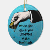 Vintage Zest: Keramik Ornament (Links)