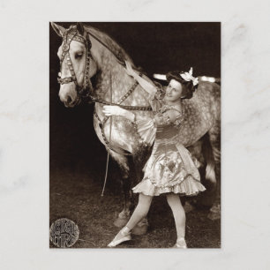 Vintage Zirkusmädchen und Pferd Postkarte