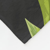 Vintage Zitronenfrüchte und Blume auf dunklem Hint Fleecedecke (Ecke)