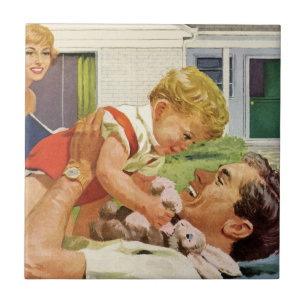 Vintage zum Vatertag, glückliche Familie in den Vo Fliese