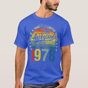 Vintagen 44 Jahre alt April 1978 Dekorationen 44. T-Shirt