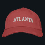 Vintager Atlanta-Stil Bestickte Baseballkappe<br><div class="desc">Atlanta bestickt White auf Rot Vintagen Stil Not leidenden Baumwollhut. Ein wunderbares Geschenk für jeden, der Atlanta GA Liebe! Wenn Sie Ihren persönlichen Text bevorzugen, wählen Sie einfach den Knopf "Diese Vorlage personalisieren", um Ihre Auswahl an benutzerdefiniertem Text einzugeben. Die Stickerei kann auch an andere Farbeinstellungen angepasst werden, indem Sie...</div>