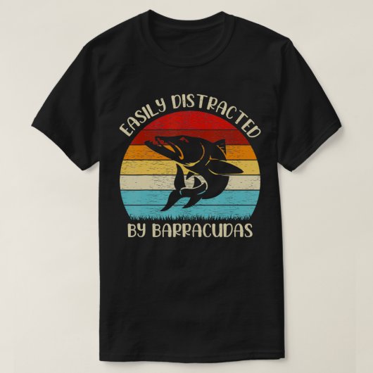 Vintager Barracuda-Fisch, der leicht von T-Shirt (Design vorne)