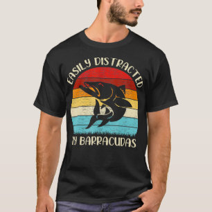 Vintager Barracuda-Fisch, der leicht von T-Shirt