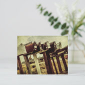 Vintager Bauernhof/Länderbriefkästen Postkarte (Stehend Vorderseite)