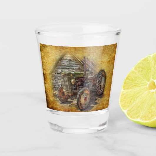 Vintager Bauerntraktor Schnapsglas (Vorderseite)