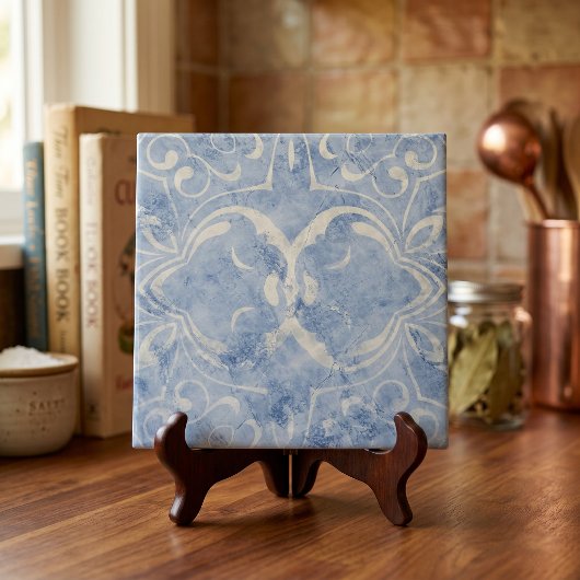 Vintager blau gestörter weißgetünchter Marmorausbl Fliese