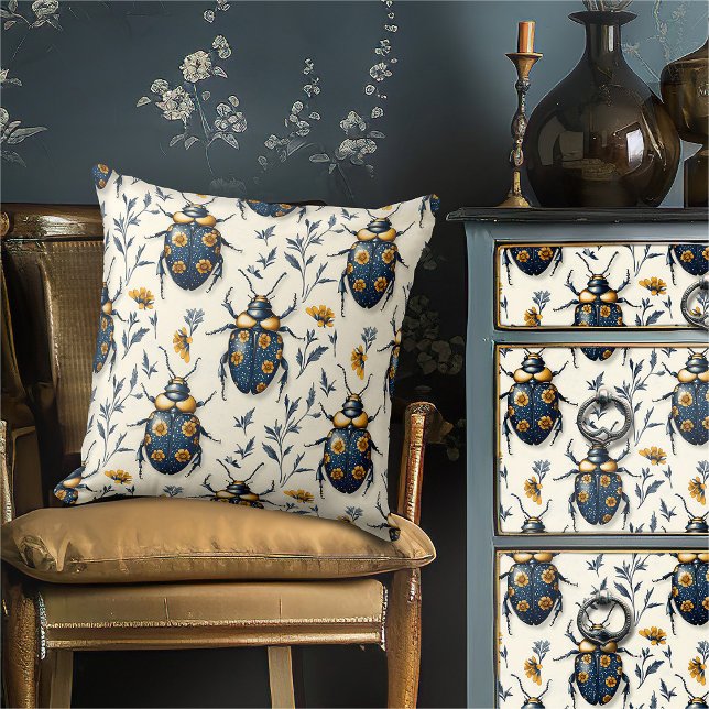 Vintager Blaugelber Blumenkäfer Kernpunkt Kissen (Von Creator hochgeladen)