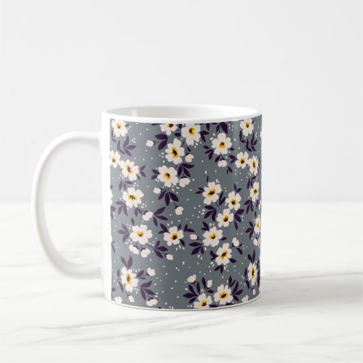 Vintager blumengeschmückter Hintergrund. Nahtlose  Kaffeetasse (Links)