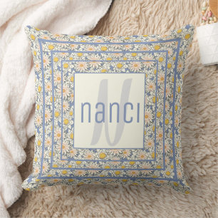 Vintager Blumenkohl Mit Monogramm Kissen