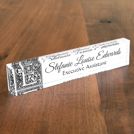 Vintager Buchstabe "E" Namensplakette (Seite)