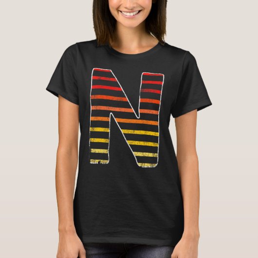 Vintager Buchstabe N T-Shirt (Vorderseite)