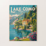 Vintager Comer See Puzzle<br><div class="desc">Comer See Malerisches Kunstdesign. Der Comer See, in der Lombardei Norditaliens, ist ein hochklassiges Erholungsgebiet, bekannt für seine dramatische Landschaft, Set an den Ausläufern der Alpen.</div>