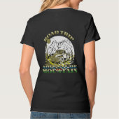 Vintager cooler Campingplatz - Bergstrasse T-Shirt (Rückseite)
