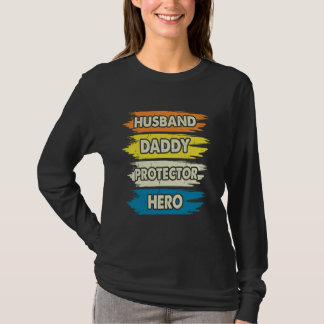 Vintager Daddy Protector Hero Fathers Day T-Shirt