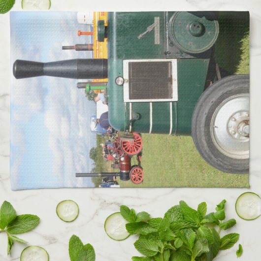 Vintager Dieseltraktor Geschirrtuch (Gefaltet)