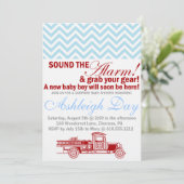 Vintager Firetruck-laden blaue Zickzack Einladung (Stehend Vorderseite)