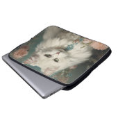 VINTAGER FLÜFFE, WEISSE KATZE MIT BLUME LAPTOPSCHUTZHÜLLE (Vorne Knopf)