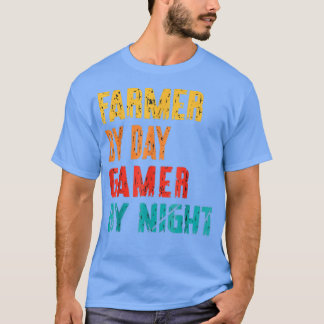 Vintager Gamer-Bauer bei Tagesspiel bei Nacht T-Shirt