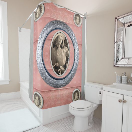 Vintager grauer Duschvorhang (Beispiel)