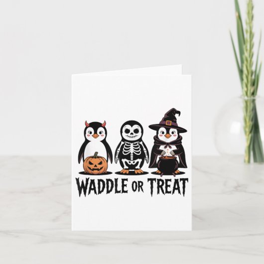 Vintager Halloween Pinguin Trick oder Waddle Spook Karte (Vorderseite)