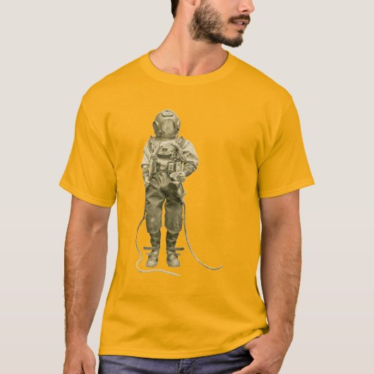 Vintager Helmtaucher mit Unterwasserlicht T-Shirt (Vorderseite)