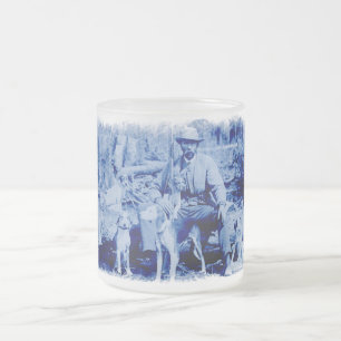 Vintager Jäger mit seinen Hunden Mattierte Tasse a