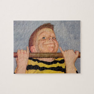 Vintager Junge, der Chin Ups, Fitness und Übung ma Puzzle