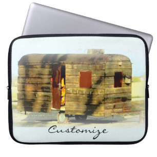 Vintager, klassischer, verwitterter Holzwagen Laptopschutzhülle