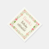 Vintager Korallenrosa Blumengarten Geburtstagspart Serviette (Ecke)