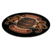 Vintager Lion Oak Barrel Personalisiert Brauerei B Schneidebrett (Ecke)