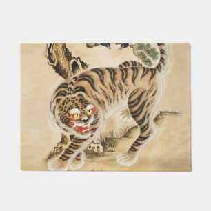 Vintager Minhwa Tiger unter Kiefernwald Fußmatte