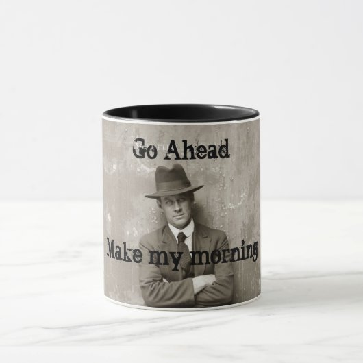 Vintager Mugshot-Mafia-Gangster Tasse (Zentrum)