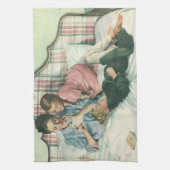 Vintager Muttertag, Kinder, die Karten im Bett les Geschirrtuch (Vertikal)