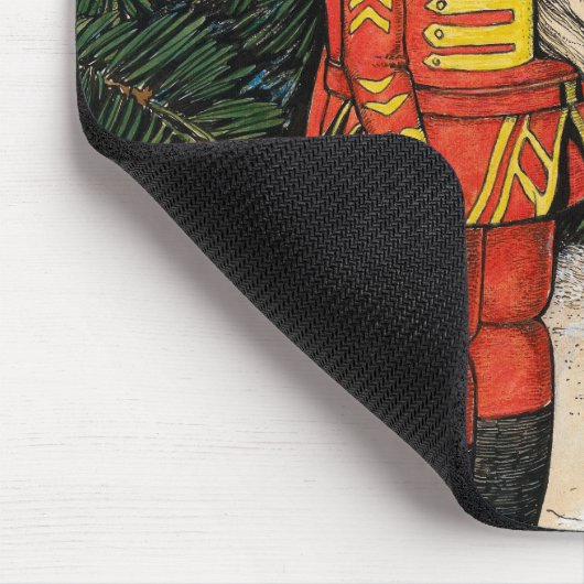 Vintager Nutcracker unter Weihnachtsbaum Mousepad (Ecke)