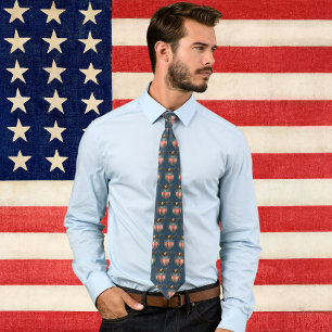 Vintager Patriotismus, Stolzer Adler über amerikan Krawatte