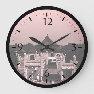 Vintager Pekintempel im Parco delle camelie Große Wanduhr